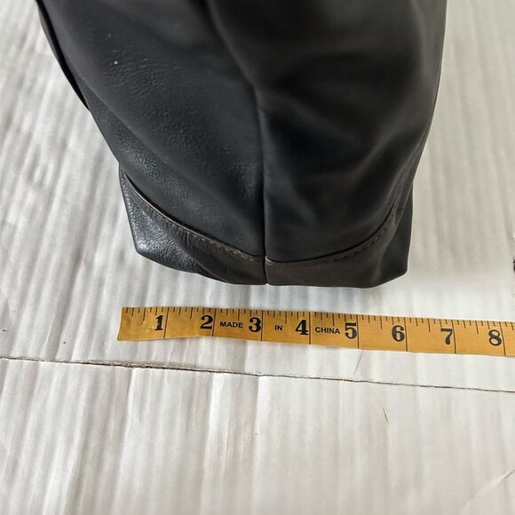 Fossil Vintage Classic Black and Brown Shopper Tote Shoulder Bag - Picture 12 of 14